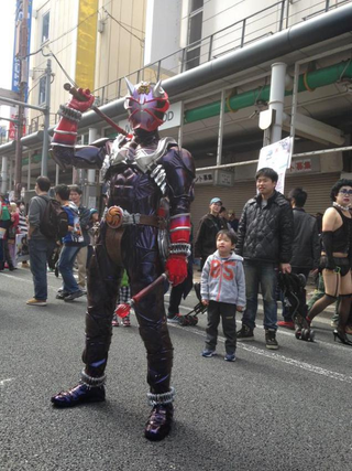 Illustration for article titled Cosplay Overruns the Streets of Osaka